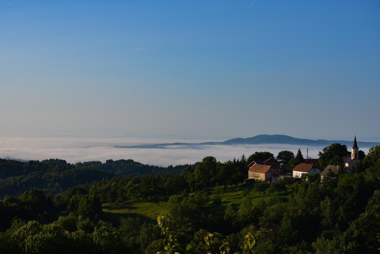 Guest House Lagotto'S Peak Radatovici Kültér fotó